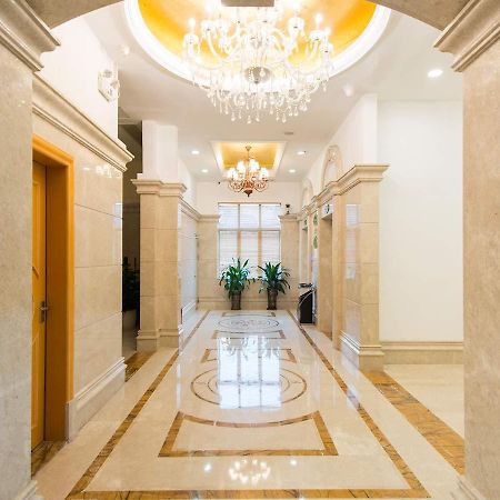 Vienna Hotel Banxuegang Road Šen-čen Exteriér fotografie