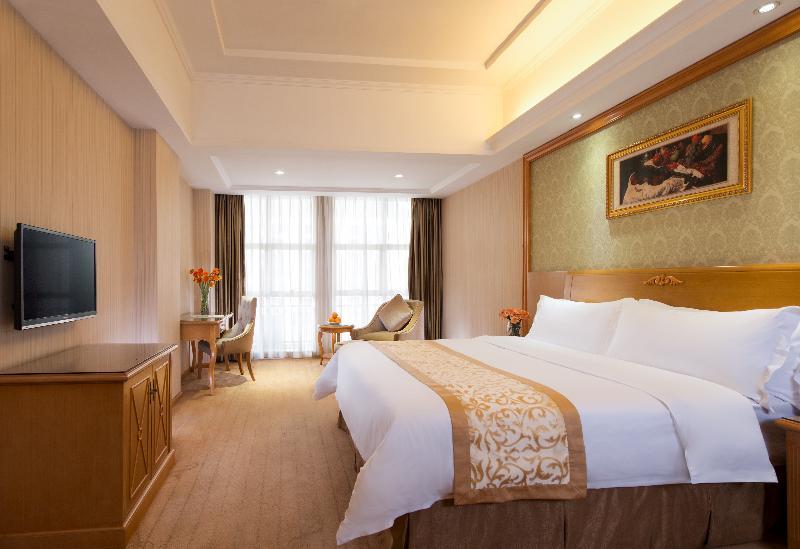 Vienna Hotel Banxuegang Road Šen-čen Exteriér fotografie